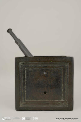 Medida-padrão de 1/2 alqueire