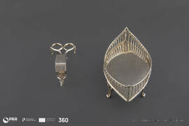 Bandeja e tesoura de apagar pavios