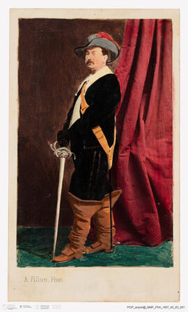 Álbum com fotografias do Baile de Máscaras de Carnaval de Fevereiro de 1865 no Paço Real da Ajuda