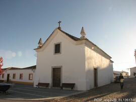 Vista geral do imóvel e área envolvente