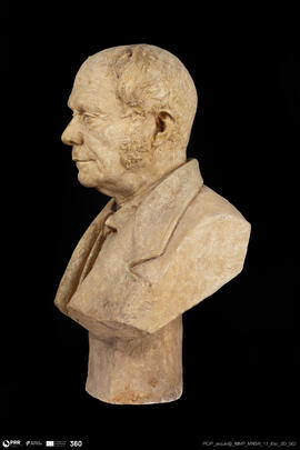 Busto de Domingos de Almeida Ribeiro