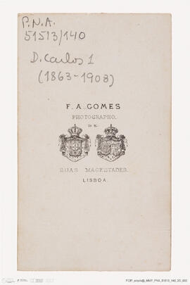 Álbum com retratos de membros das famílias reais