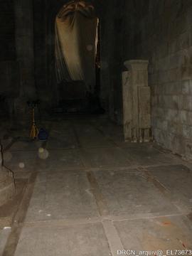 Taburnos nave central e lateral