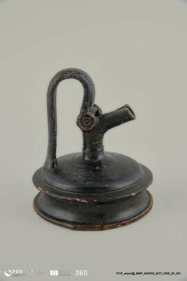 Jarro trilobado (Doação Bühler-Brockhaus)