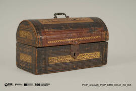 Caixa relicário / lipsanoteca