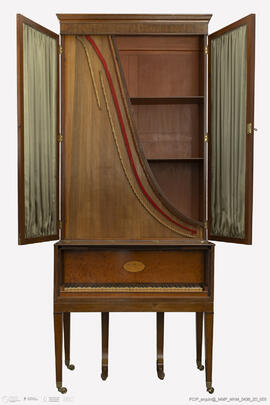 Piano de Cauda Vertical