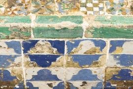 Azulejo padrão geométrico azul e branco