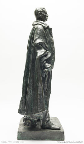 Estátua de Ramalho Ortigão. Estudo