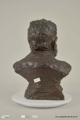 Busto de Monsenhor Correia Pinto