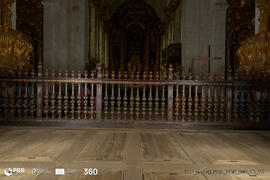 Gradeamento de pau preto