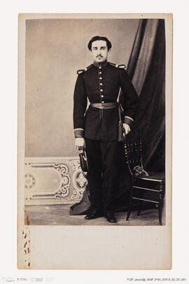 Álbum com retratos de membros das famílias reais