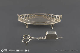 Bandeja e tesoura de apagar pavios