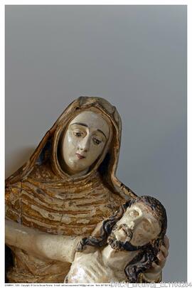 Escultura “Nossa Senhora da Piedade”