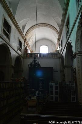 Fotografia: intervencao de conservacao e restauro