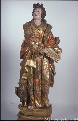 Escultura “São João Evangelista”