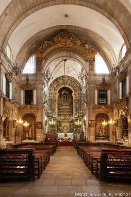 Interior da igreja
