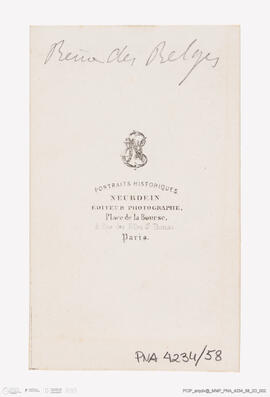 Álbum com retratos de membros das famílias reais europeias