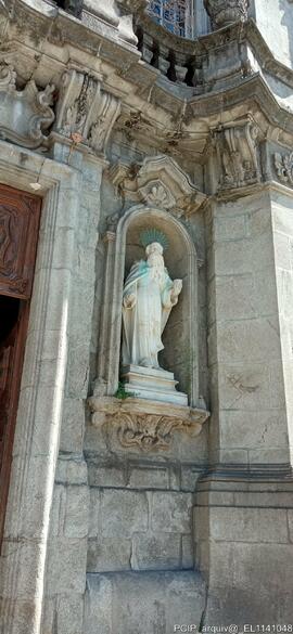 Alçado frontal – Escultura