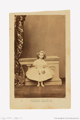 Álbum com fotografias famílias reais europeias