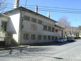 Fotografia: exterior das instalacoes