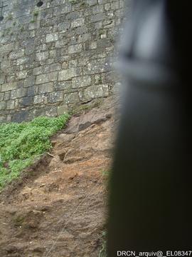 Intervenções arqueológicas - Sondagens do fosso – Fotografia 007