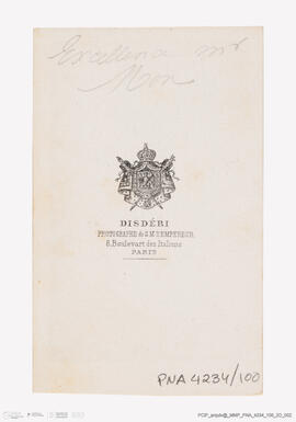 Álbum com retratos de membros das famílias reais europeias