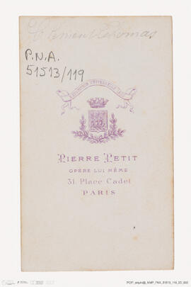 Álbum com retratos de membros das famílias reais