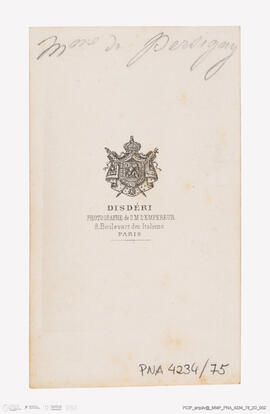 Álbum com retratos de membros das famílias reais europeias