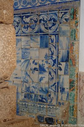 Capela do transepto: lambril de azulejo