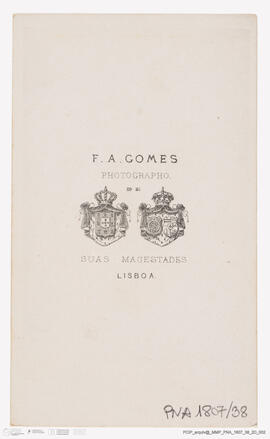 Álbum com fotografias do Baile de Máscaras de Carnaval de Fevereiro de 1865 no Paço Real da Ajuda