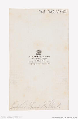 Álbum com retratos de membros das famílias reais europeias