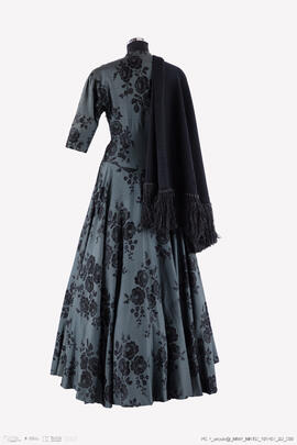 Traje  usado por  Amália Rodrigues num concerto no Olympia (Paris-França)