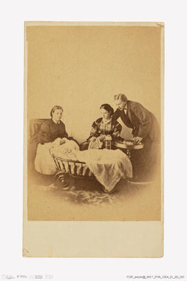 Álbum com fotografias famílias reais europeias