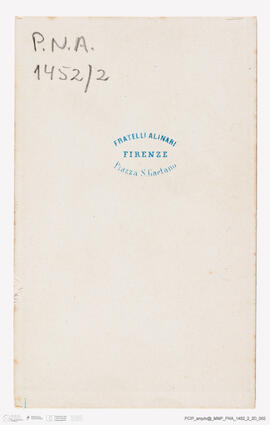 Álbum fotográfico - Álbum de fotografias com retratos de familiares da rainha D. Maria Pia