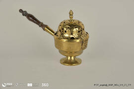 defumador e braseira de mãos