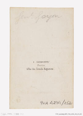 Álbum com retratos de membros das famílias reais europeias