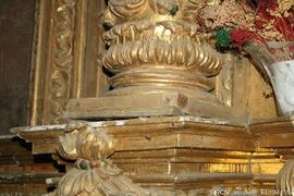 Retábulo – Base da coluna