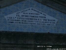 Inscrição no frontão da Capela de Nossa Senhora do Livramento e São Brás