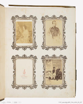 Álbum com retratos de membros das famílias reais europeias