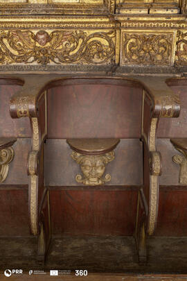 Misericórdia (3ª lado poente,figura humana, nível superior)