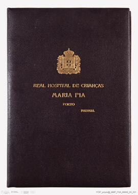 Álbum fotográfico - Álbum com fotografias do Real Hospital das Crianças Maria Pia, Porto