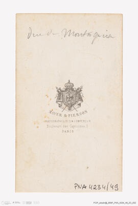 Álbum com retratos de membros das famílias reais europeias