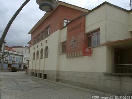 Fotografia: exterior das instalacoes