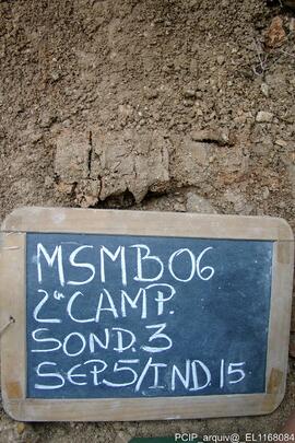 Sondagens  arqueológicas