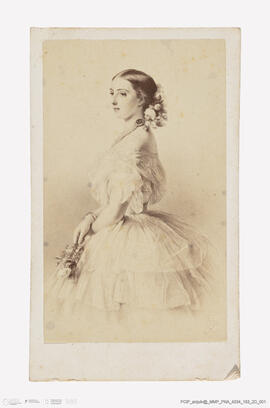 Álbum com retratos de membros das famílias reais europeias