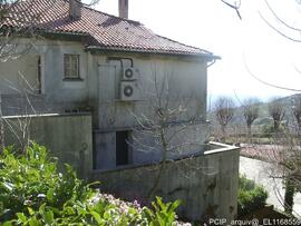 Fotografia: exterior das instalacoes