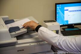 Aspeto do processo de digitalização de formatos A4 e A3