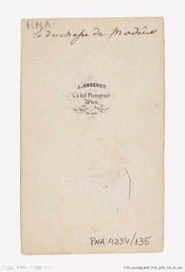 Álbum com retratos de membros das famílias reais europeias