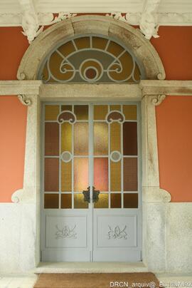 Fonte de água mineral – Porta