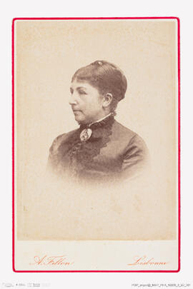 Álbum de fotografias da Kermesse de 1884